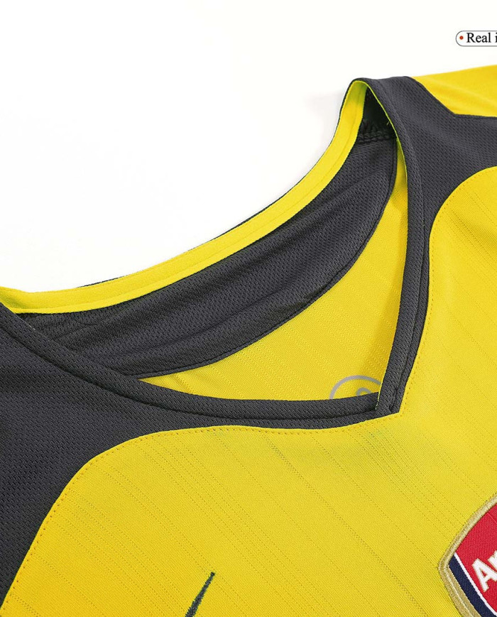 Retro Arsenal Away Jersey 2005/06