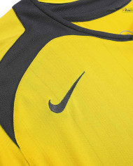 Retro Arsenal Away Jersey 2005/06