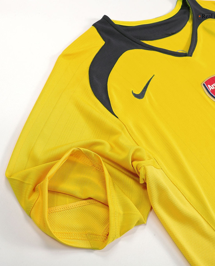 Retro Arsenal Away Jersey 2005/06