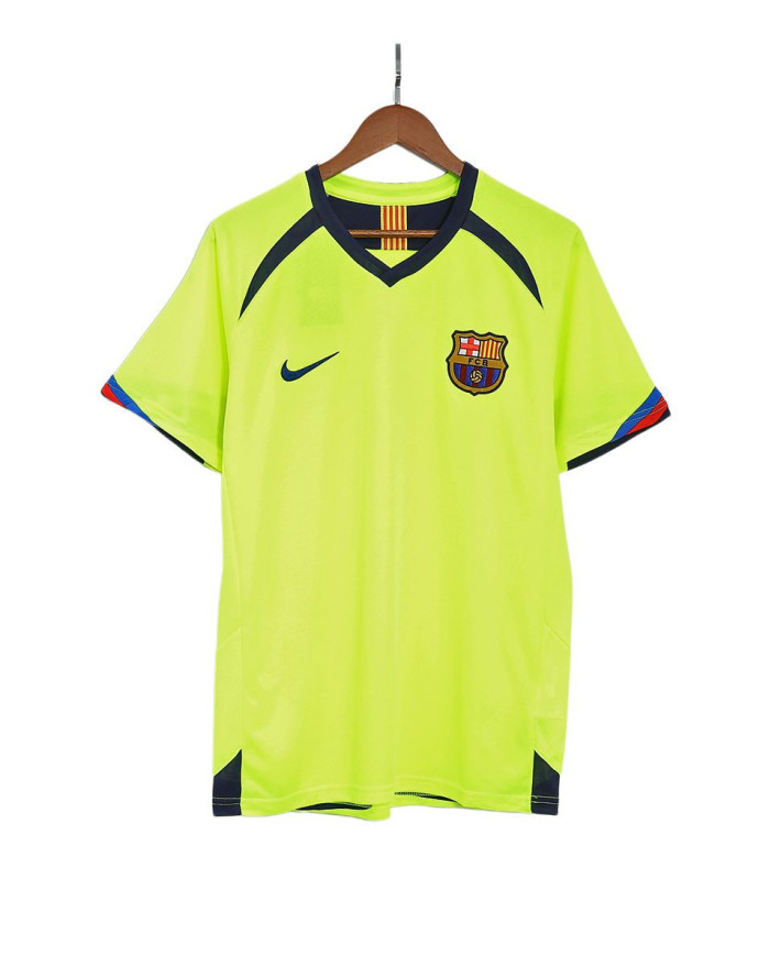 Retro Barcelona Away Jersey 2005/06