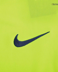 Retro Barcelona Away Jersey 2005/06