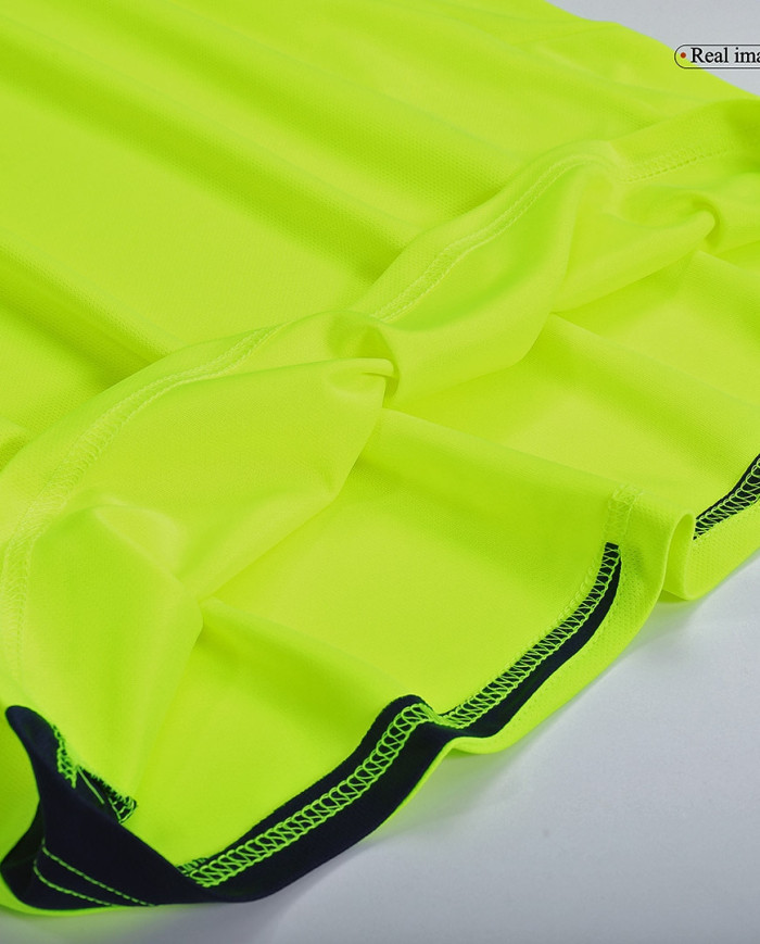 Retro Barcelona Away Jersey 2005/06