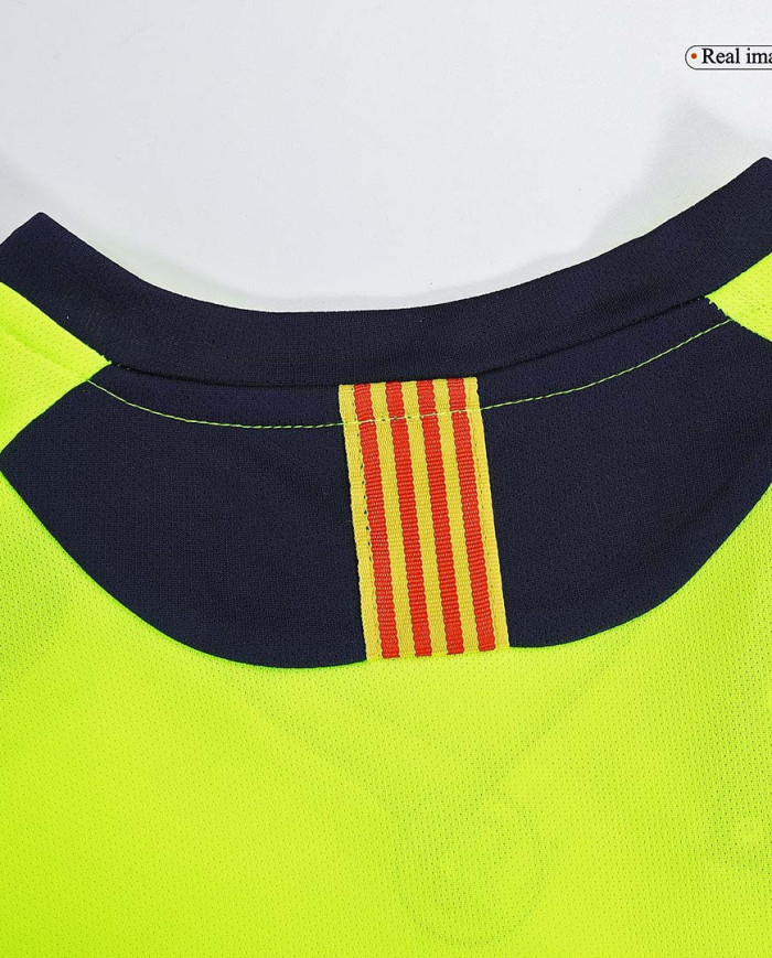 Retro Barcelona Away Jersey 2005/06