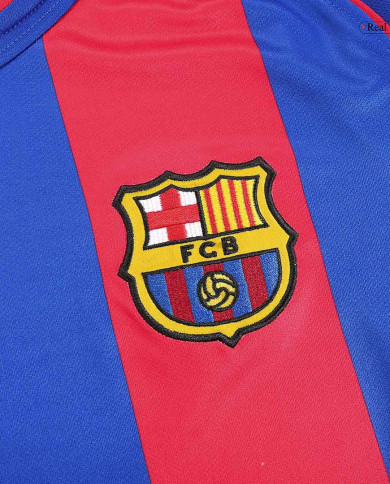 Retro Barcelona Home Jersey 2004/05