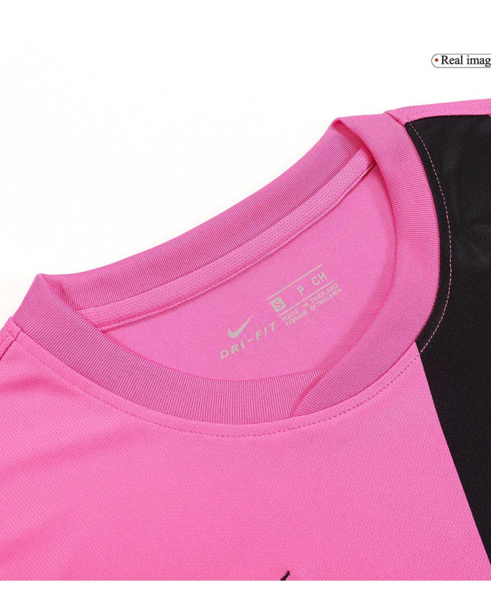 Retro Juventus Away Jersey 2011/12