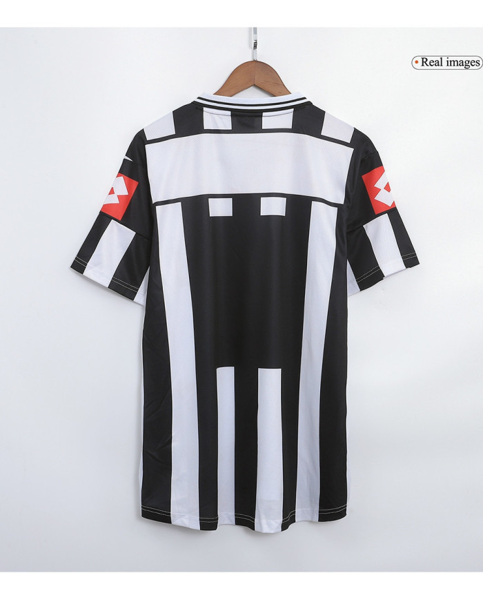 Retro Juventus Home Jersey 2001/02