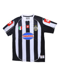 Retro Juventus UCL Home Jersey 2002/03