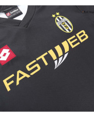 Retro Juventus Away Jersey 2001/02