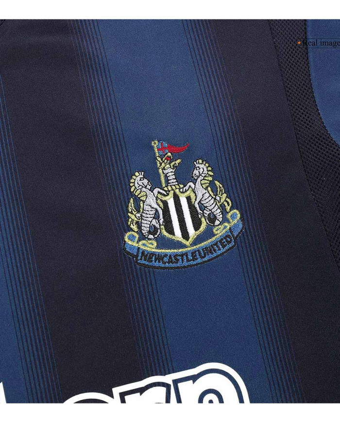 Retro Newcastle United Away Jersey 2004/05