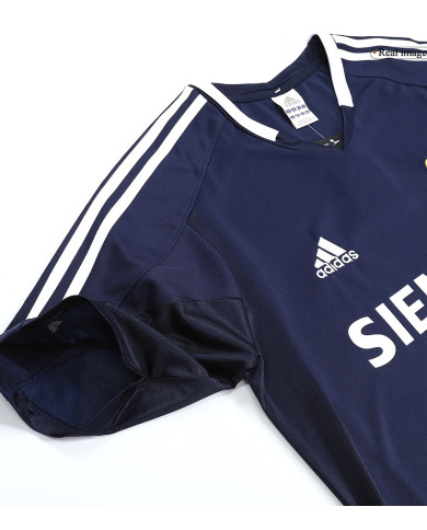 Retro Real Madrid Away Jersey 2004/05 Retro Real Madrid Away Jersey 2004/05