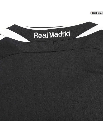 Retro Real Madrid Away Long Sleeve Jersey 2006/07