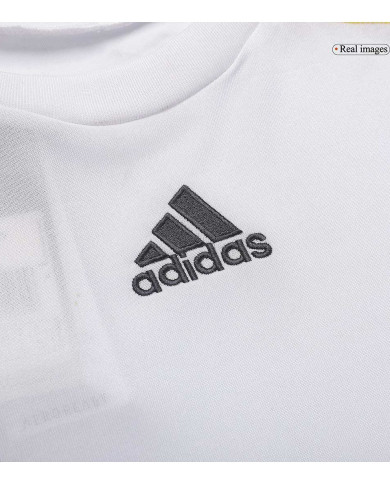 KAKA' 8 Retro Real Madrid Home Jersey 2009/10 KAKA' 8 Retro Real Madrid Home Jersey 2009/10