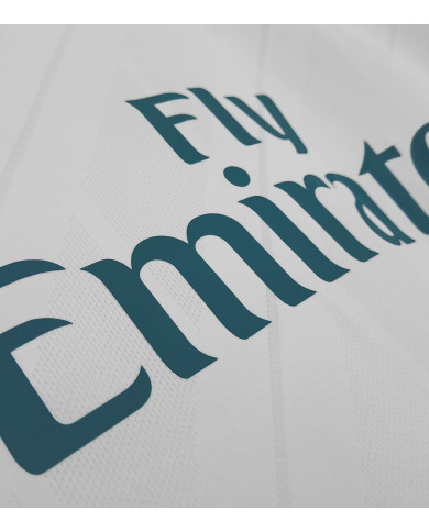 RONALDO 7 Retro Real Madrid Home Long Sleeve Jersey 2017/18 RONALDO 7 Retro Real Madrid Home Long Sleeve Jersey 2017/18