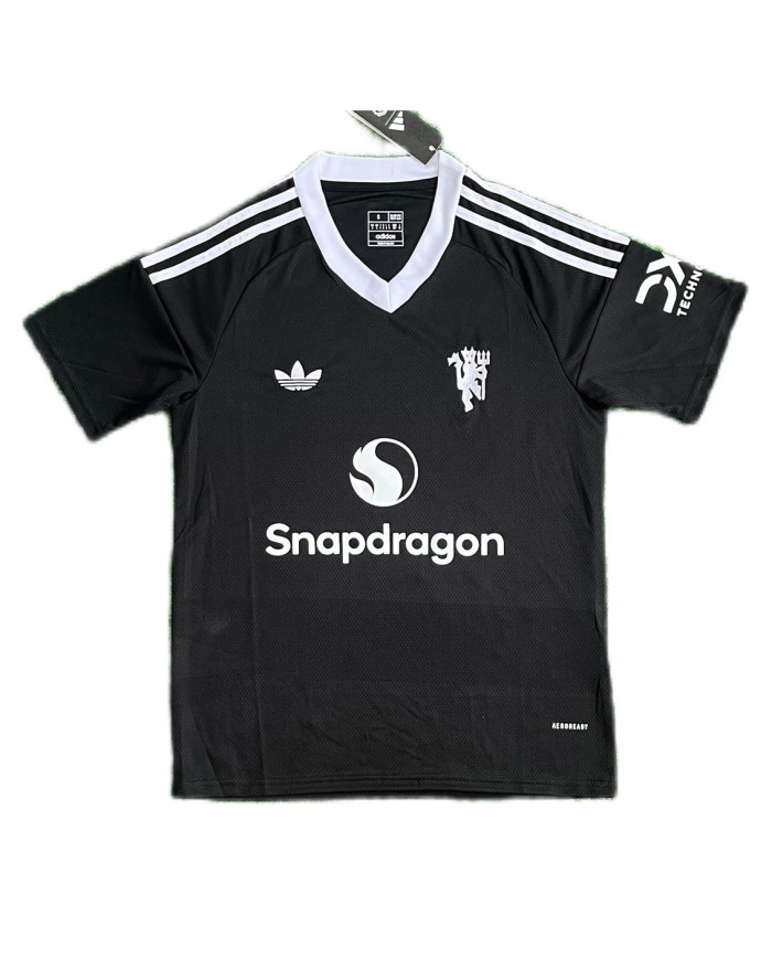 Manchester United Third Goalkeeper Jersey 2024/25