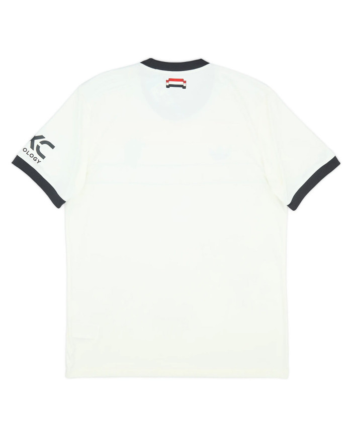 B.FERNANDES 8 Manchester United Third Jersey 2024/25 - Man United Font