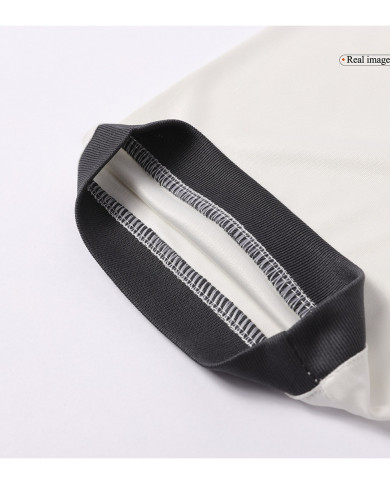 B.FERNANDES 8 Manchester United Third Jersey 2024/25 - Man United Font